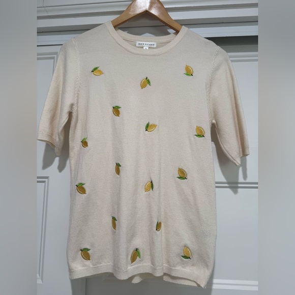 DownEast Tops - DownEast Cream Knit Embroidered Lemon 🍋 Top